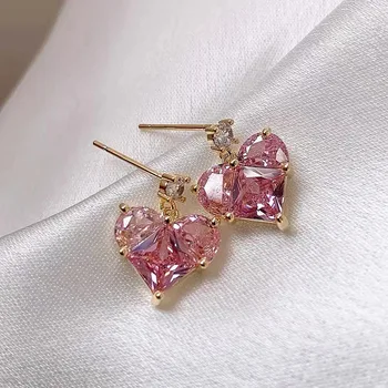 Koreai Változata Fény Luxus Design Egy Egyszerű Temperamentum, Rózsaszín Gyémánt Szív Fülbevaló Női Viselet Naponta